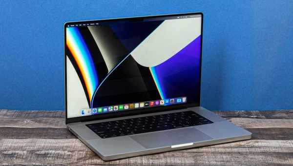 Apple представить 16-дюймовий MacBook Pro в жовтні?
